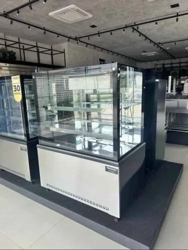 Vitrine Refrigerada Inox 1M Ar Forçado Venancio