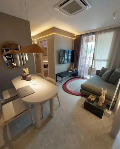 AP de 1 quarto, em frente ao Caminho Niemeyer, vista para a Baía de Guanabara