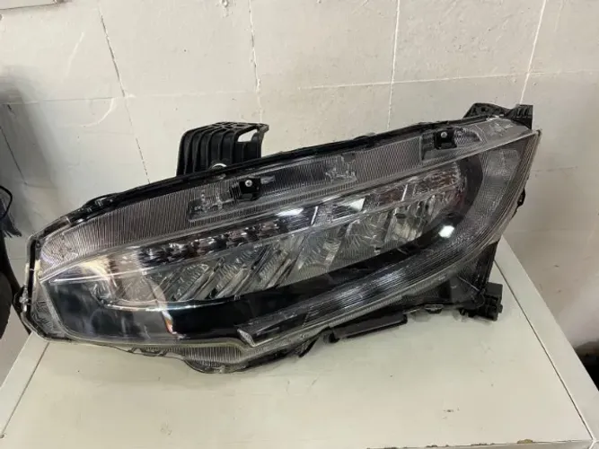 Farol Civic G10 c/ led (direito)