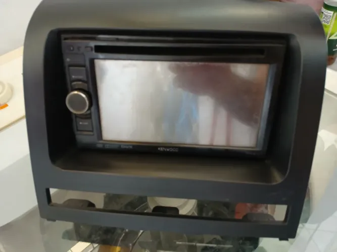 SOM MULTIMÍDIA R$ 180,00 KENWOOD 