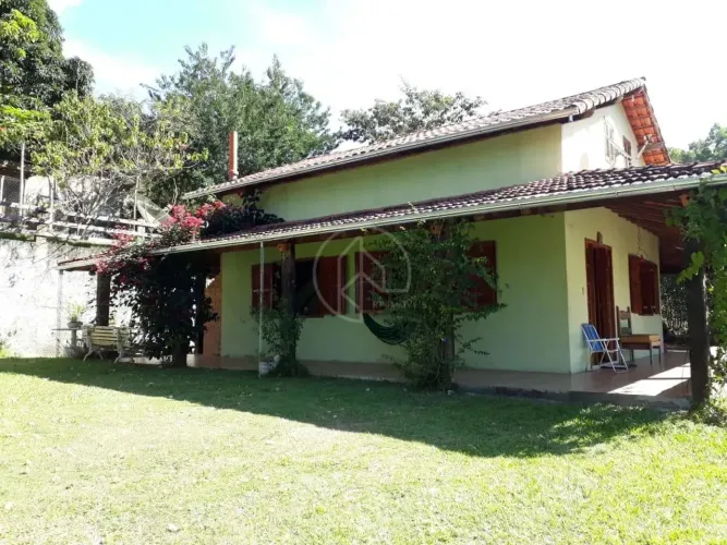 Imóvel para venda possui 60 metros quadrados com 2 quartos em Centro - Matias Barbosa - MG