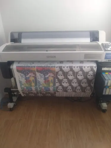 Vendo plotter Epson F6200 impressora sublimação - Cabeças 100% ok sem falhas