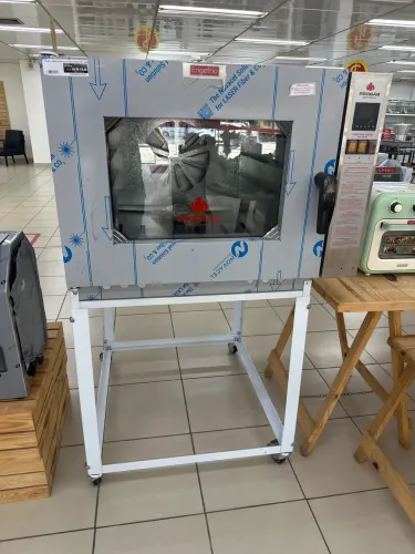 Forno elétrico turbo 5 esteiras Progás R$12.243,90