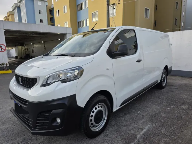 Peugeot Expert Cargo 1.5 Turbo Diesel 2023