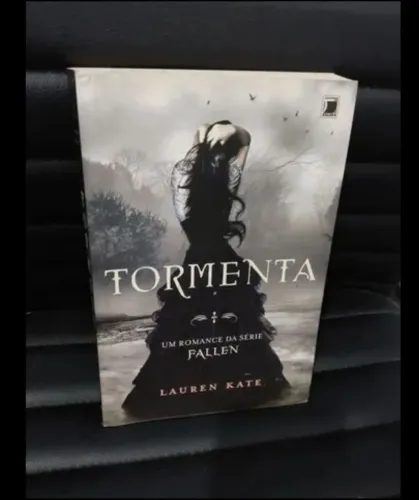 Livro: Tormenta - Lauren Kate