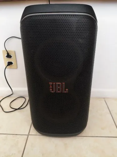 Caixa de som JBL partybox 120