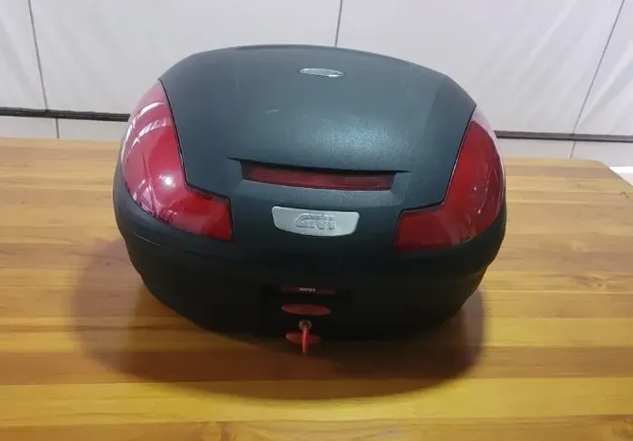 Baú Givi monolock 45 lts