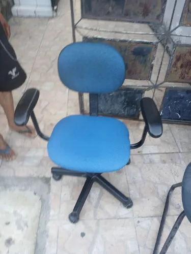 Cadeira escritorio novinha