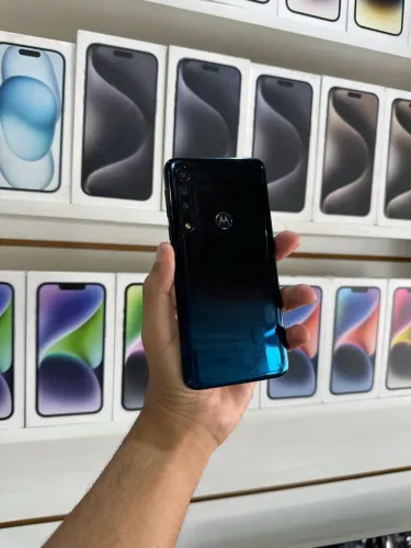 MOTOROLA ONE 64 GB 