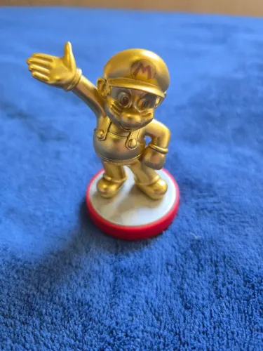 Amiibo Mario Gold Edition (edição especial)