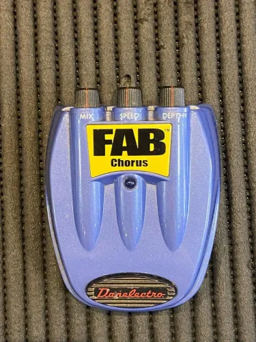 Pedal Danelectro FAB Chorus