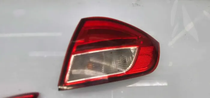 Lanterna Direito Jac J3 Sedan 2014 2016    ETQ9156