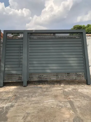 Portão de elevação conjugado novo R$2.800,00