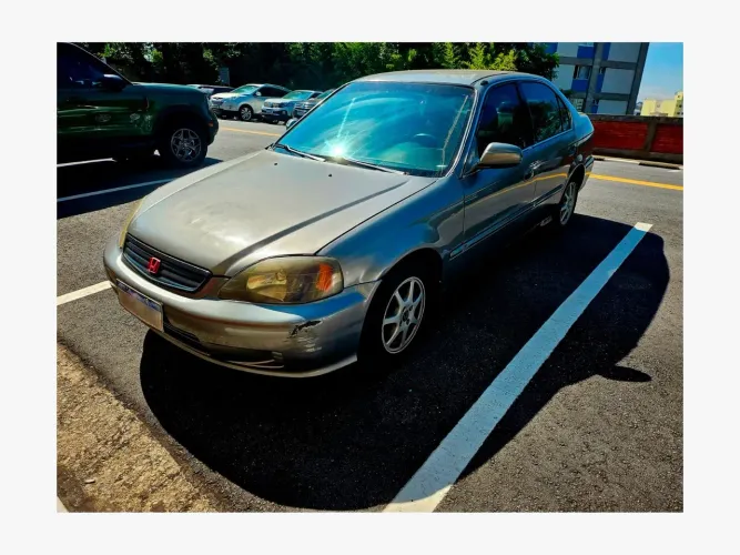 Honda Civic Sedan LX 1.6 16V Aut. 4P 2000