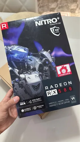 Placa de Vídeo Sapphire Nitro+ Radeon RX 580 4GB semi nova