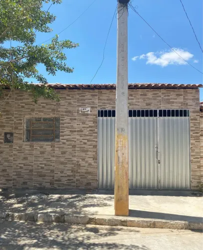 CASA A VENDA - JACINTINHO