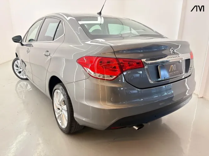 Citroen C4 Lounge Tendance 2.0 Flex 4P Aut. 2016