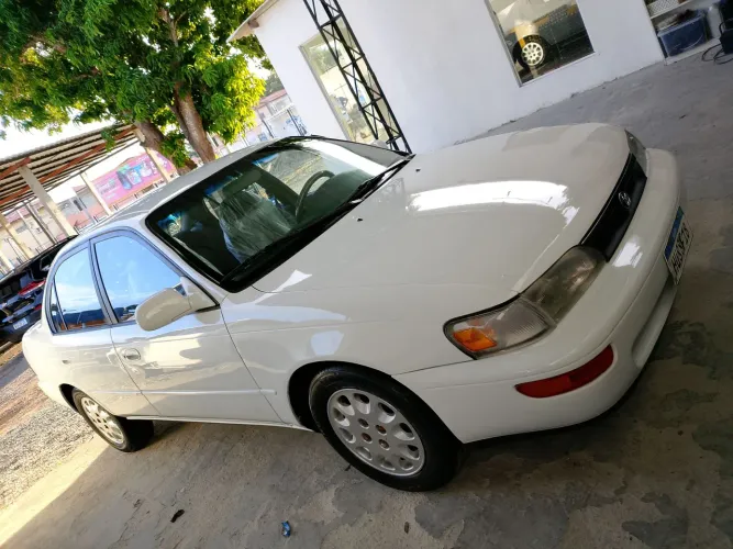 Toyota Corolla LE 1.8 1994
