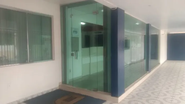 Prédio Escolar de 2.200m² Com 15 Salas de Aulas - Campos Elisios