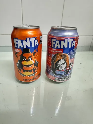 Fanta Chucky e Freddy Fazbear - 2 latas coleção 