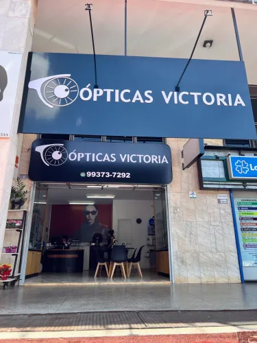 Letreiro em Acm com letras caixas 