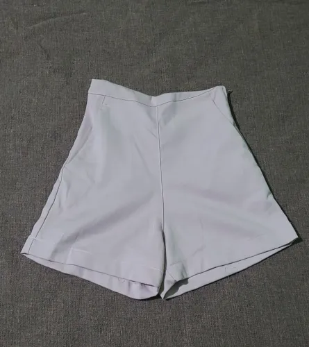 Shortinho de tecido leve e confortável linho para menina