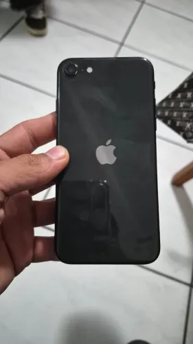 Iphone SE- em excelente estado! Valor negociável.