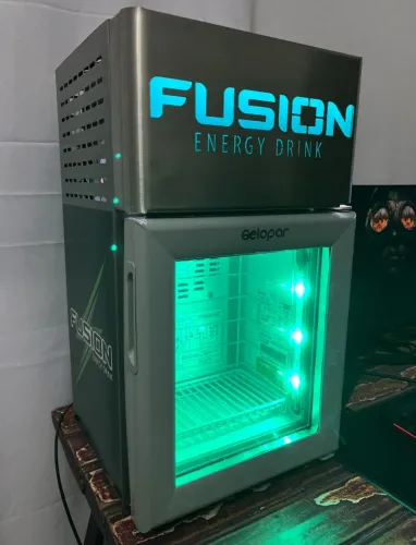 Mini Gaeladeira Cervejeira Frigobar Expositor Gelopar Fusion Porta de Vidro
