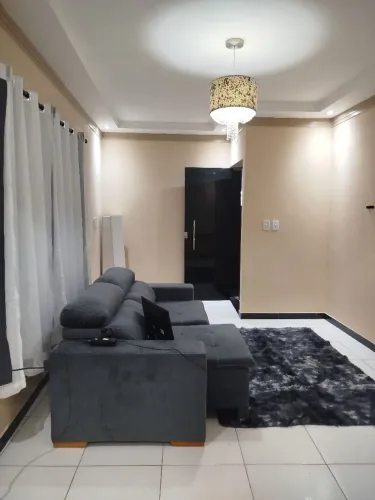 Alugo apartamento de 1 quarto