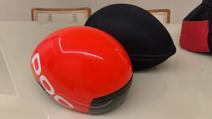Capacete aero triathlon POC