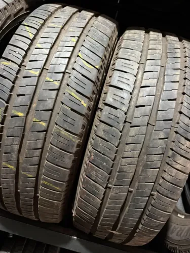 Pneu Goodyer 225/65/17 90 % vida util