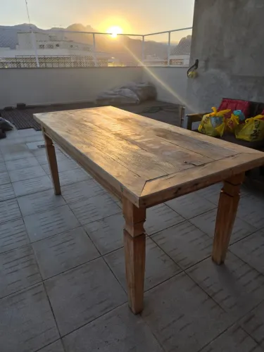 Mesa em peroba rosa 6 cadeiras 