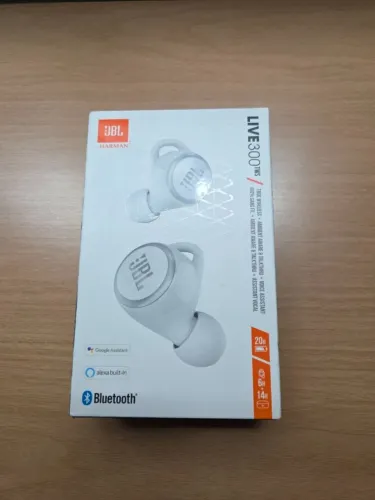 Fone de Ouvido JBL Bluetooth Live 300 TWS
