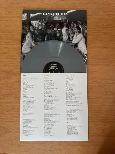 Vinil Lana Del Rey - Chemtrails Over the Country Club (Grey)