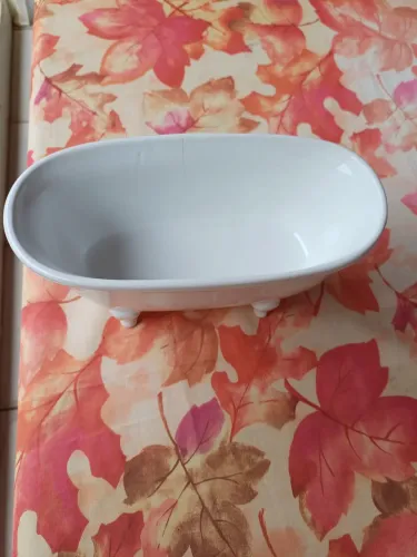 Mini banheira de louça decorativa