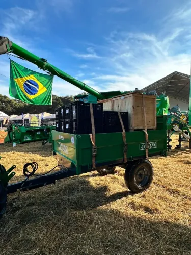 Carreta Basculante 2000 Kg  |Acton| Com Pneus -Nova