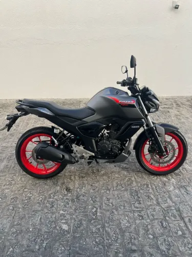 FZ15 2025 IMPECÁVEL 2.967km Cr$21. *