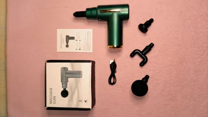massage gun recarregável verde