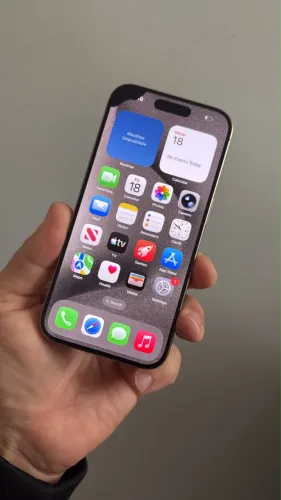 iPhone 15 pro 128gb