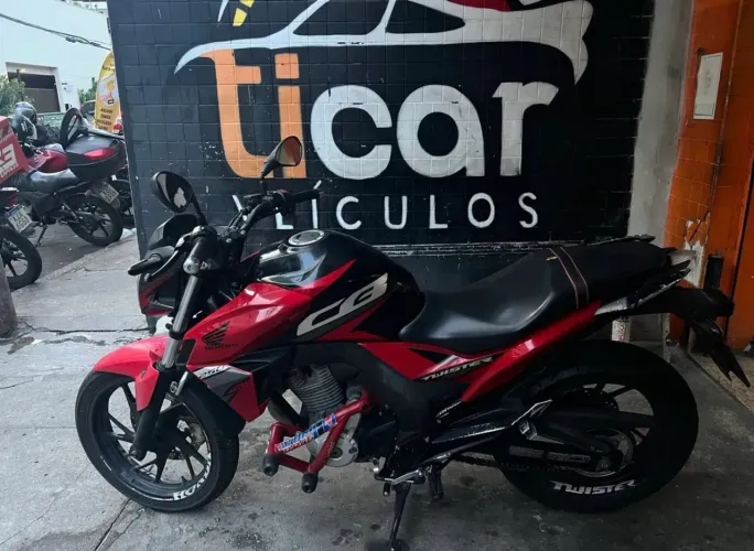 Honda twister 250 ano 2019