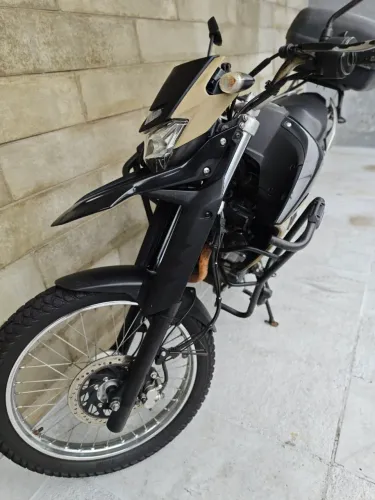 Yamaha XTZ Lander 250 ABS BlueFlex 2022 - Econômica, Potente e Pronta para Rodar!