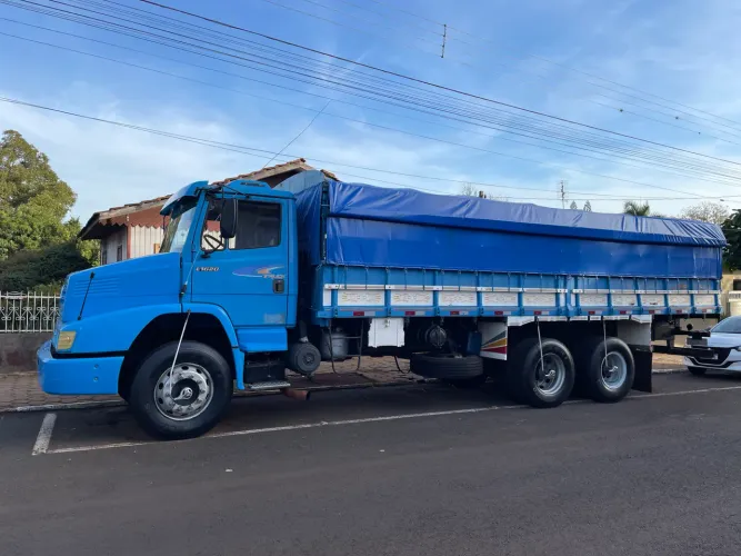MERCEDES 1620 TRUCK