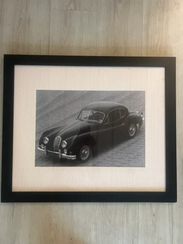 Gravarura de carro antigo Jaguar