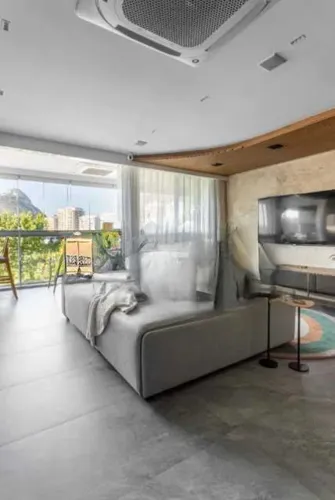 Apartamento : / Residencial / Botafogo