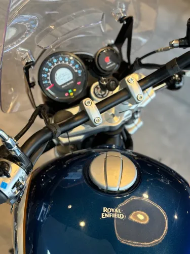 Super Meteor 650 - Danielle