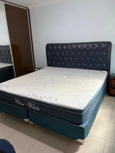 Cama gigante 2X2 , novinha com a cabeceira