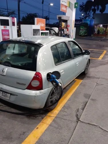 Renault Clio Authentique 1.0 8V 3P 2003