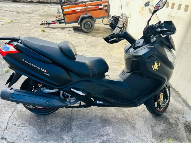 Vendo a Maxsym excelente estado de conservação!