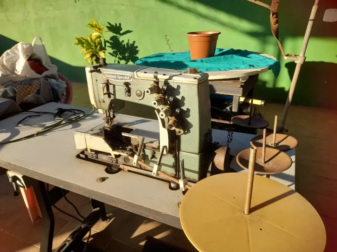 Maquina de costura