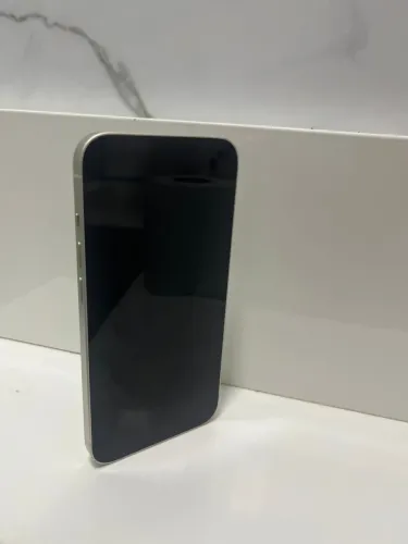 iPhone 14 branco